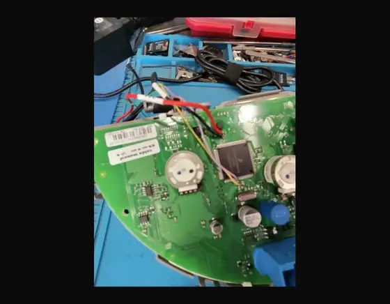 Vehicle key programming job